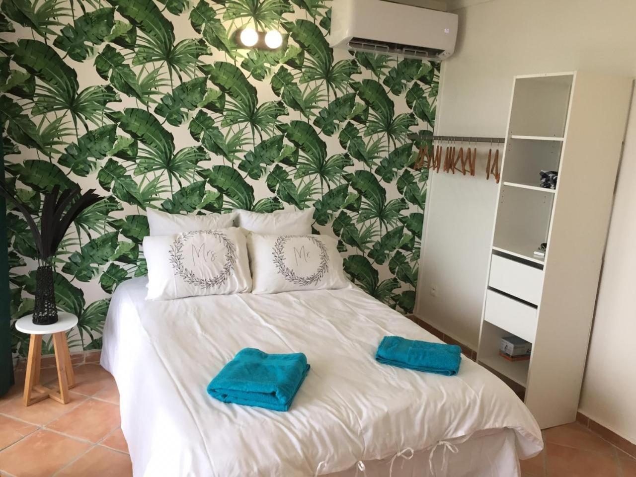 Marina Sun Apartment Le Marin Exterior photo